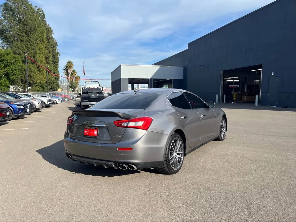 2015 Maserati Ghibli 3rd Gen - Image 2 of 18