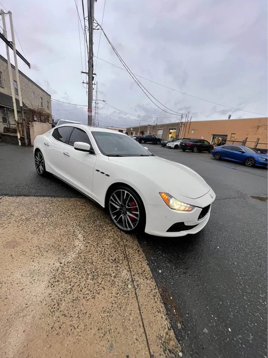2015 Maserati Ghibli 3rd Gen - Image 3 of 16