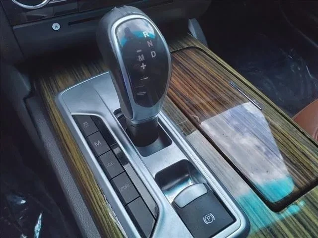 2015 Maserati Ghibli 3rd Gen - Image 16 of 20