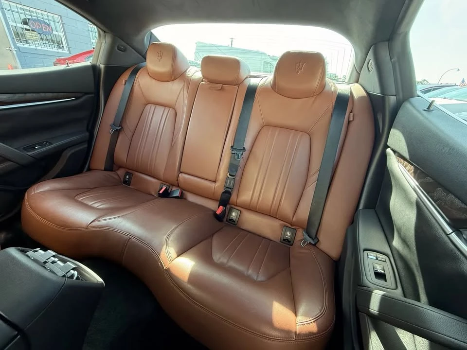 2015 Maserati Ghibli 3rd Gen - Image 14 of 19