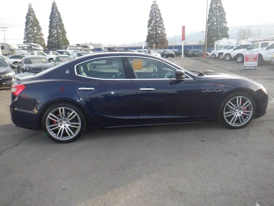 2015 Maserati Ghibli 3rd Gen - Image 15 of 20