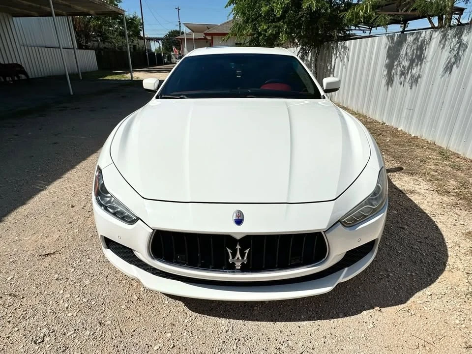 2015 Maserati Ghibli 3rd Gen - Image 2 of 9