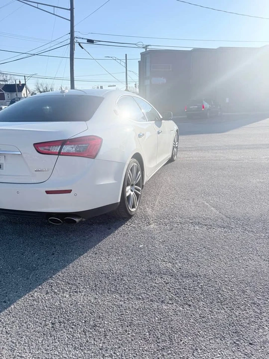2015 Maserati Ghibli 3rd Gen - Image 4 of 11