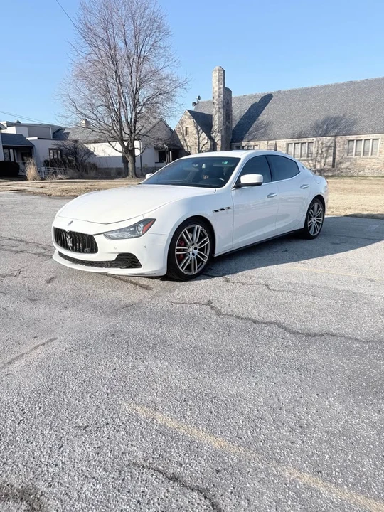 2015 Maserati Ghibli 3rd Gen - Image 2 of 11