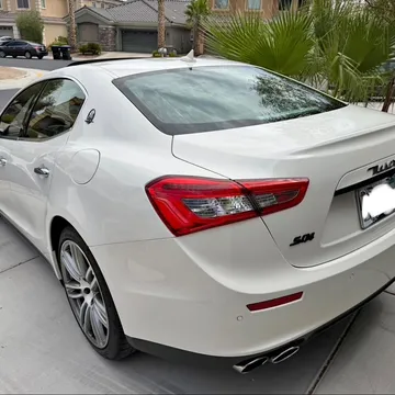 2015 Maserati Ghibli