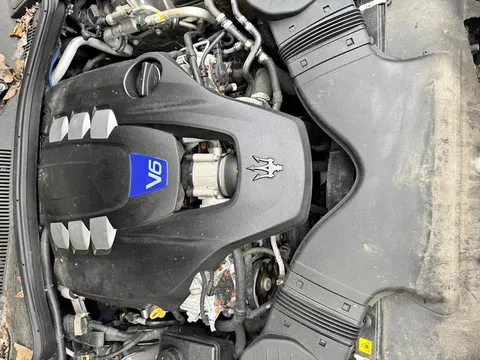 2015 Maserati Ghibli