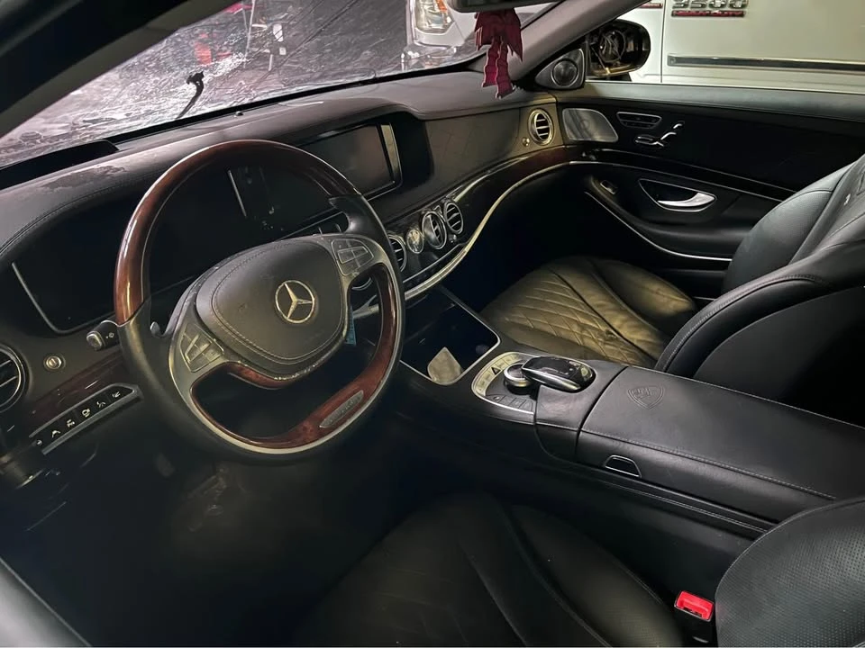 2015 Maybach - Image 4 of 9