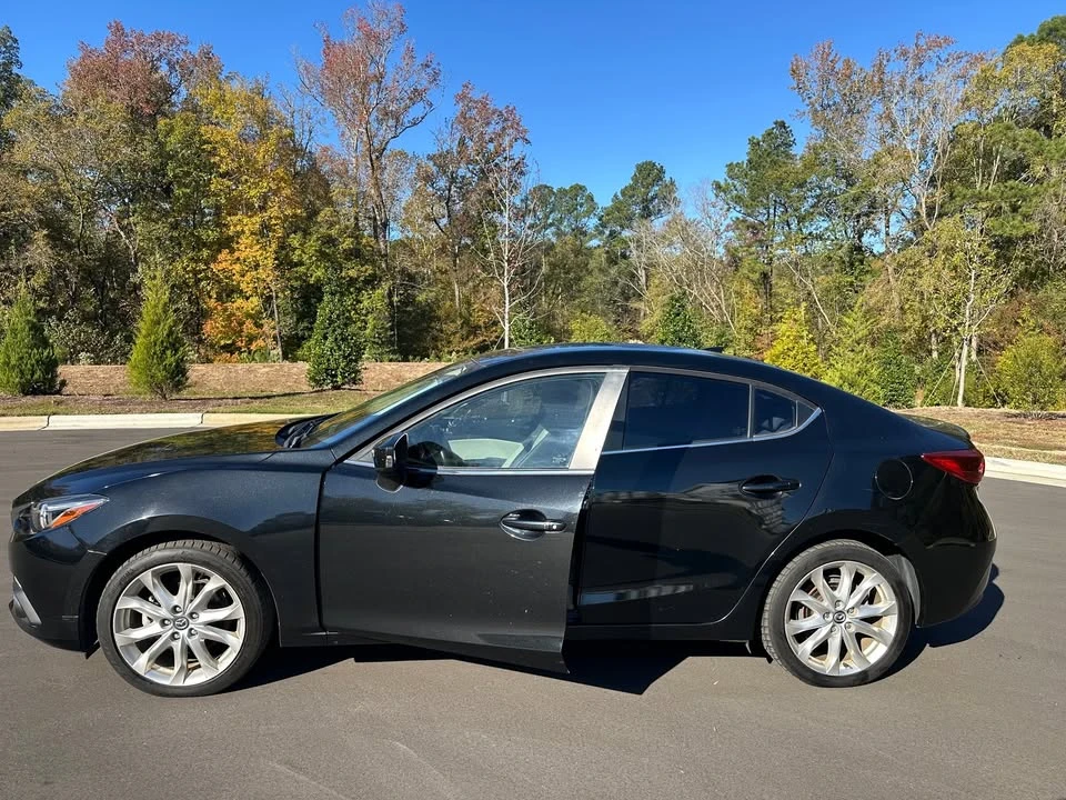 2015 Mazda Mazda 3 3rd Gen - Image 4 of 12