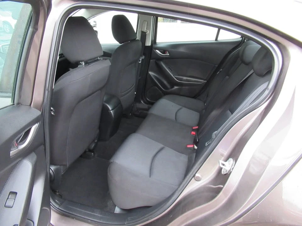 2015 Mazda Mazda 3 3rd Gen - Image 4 of 7