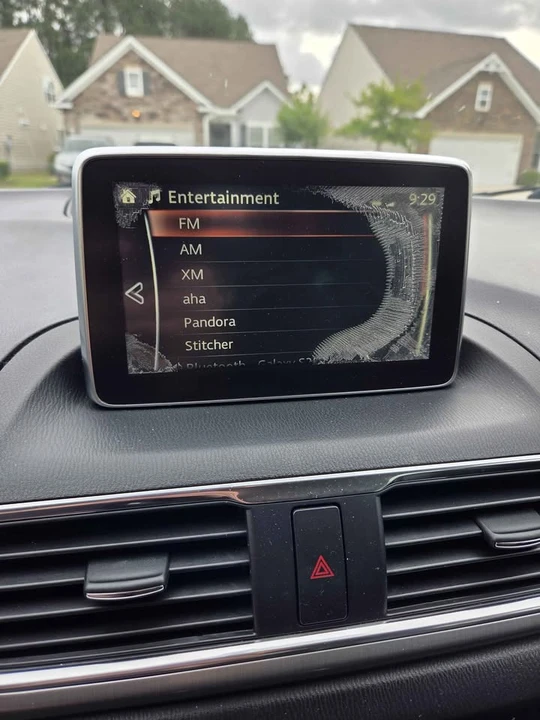 2015 Mazda Mazda 3 3rd Gen - Image 7 of 9