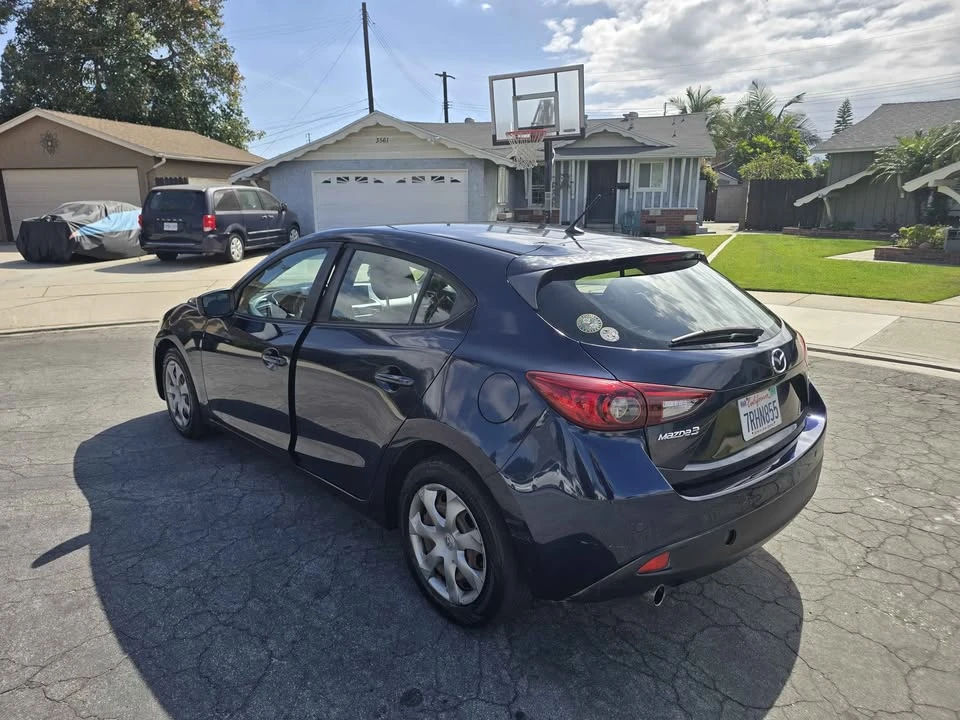 2015 Mazda Mazda 3 3rd Gen - Image 4 of 9
