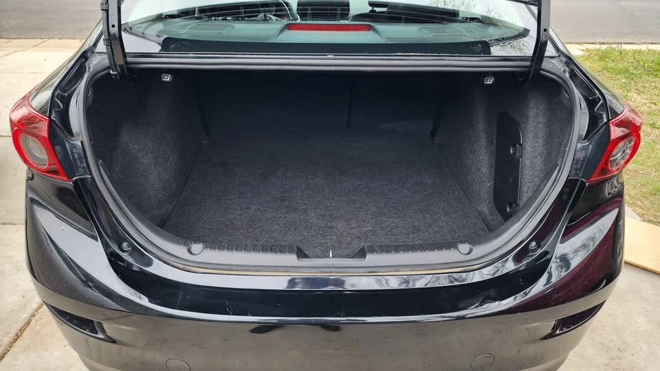 2015 Mazda Mazda 3 3rd Gen - Image 9 of 15