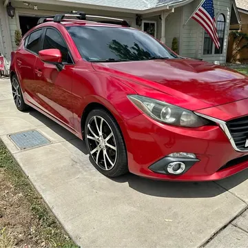 2015 Mazda Mazda3 i Touring Hatchback 4D