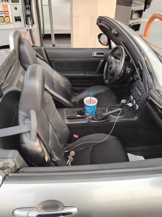 2015 Mazda NC MX-5 Miata - Image 3 of 9