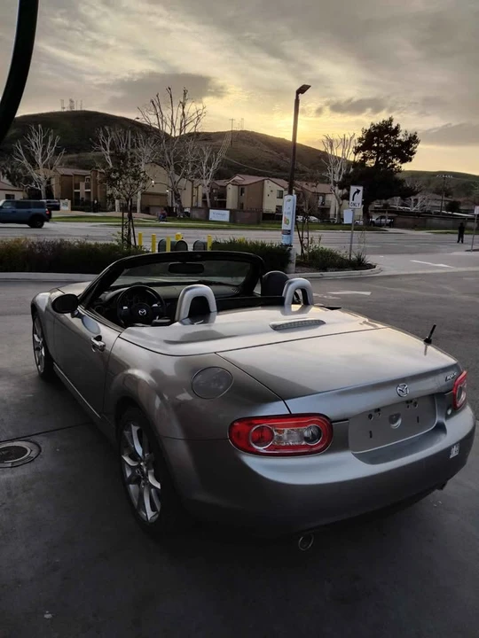 2015 Mazda NC MX-5 Miata - Image 2 of 9