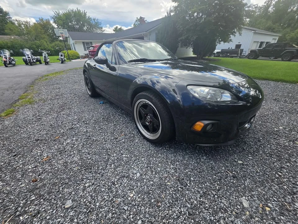 2015 Mazda NC MX-5 Miata - Image 4 of 20