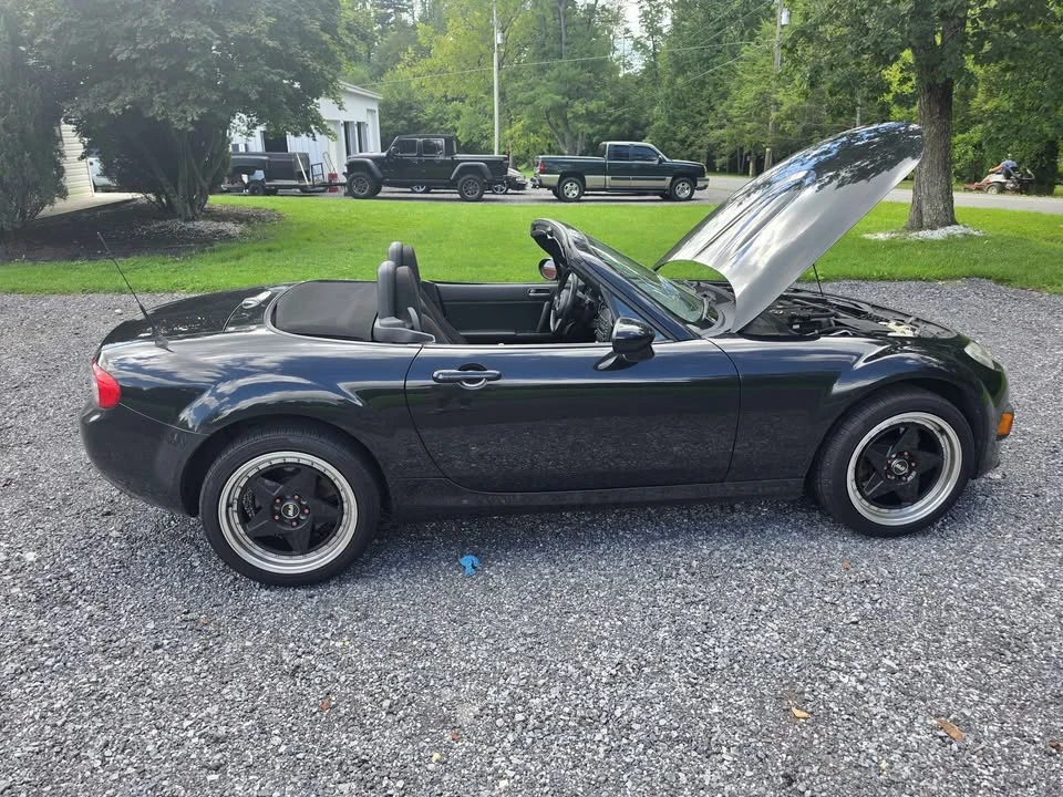 2015 Mazda NC MX-5 Miata - Image 13 of 20