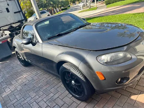 2015 Mazda MX-5 Club Convertible 2D
