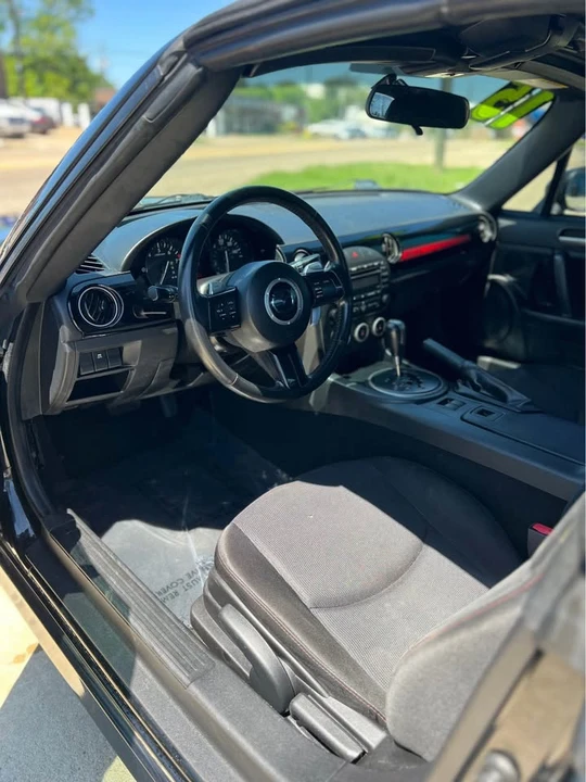 2015 Mazda NC MX-5 Miata - Image 9 of 17