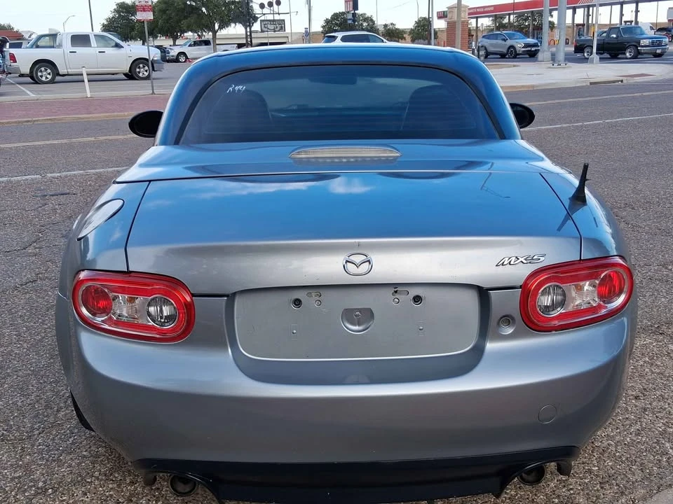 2015 Mazda NC MX-5 Miata - Image 12 of 13