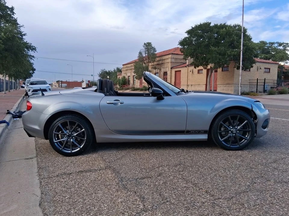 2015 Mazda NC MX-5 Miata - Image 6 of 13