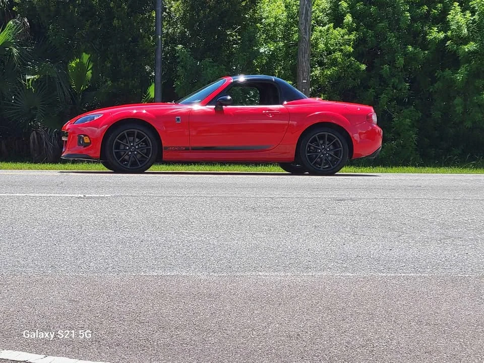 2015 Mazda NC MX-5 Miata - Image 3 of 4