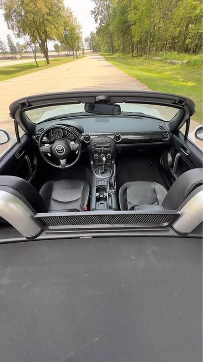 2015 Mazda NC MX-5 Miata - Image 15 of 17