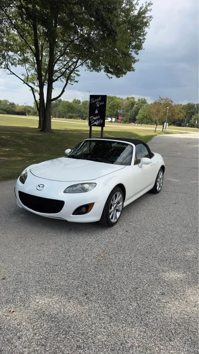 2015 Mazda NC MX-5 Miata - Image 11 of 17