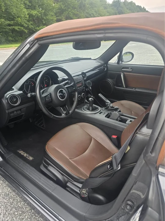 2015 Mazda NC MX-5 Miata - Image 9 of 16