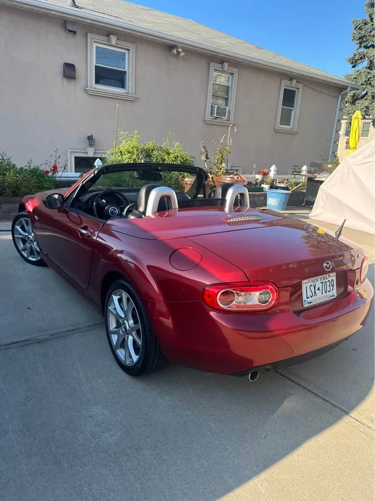 2015 Mazda NC MX-5 Miata - Image 4 of 11