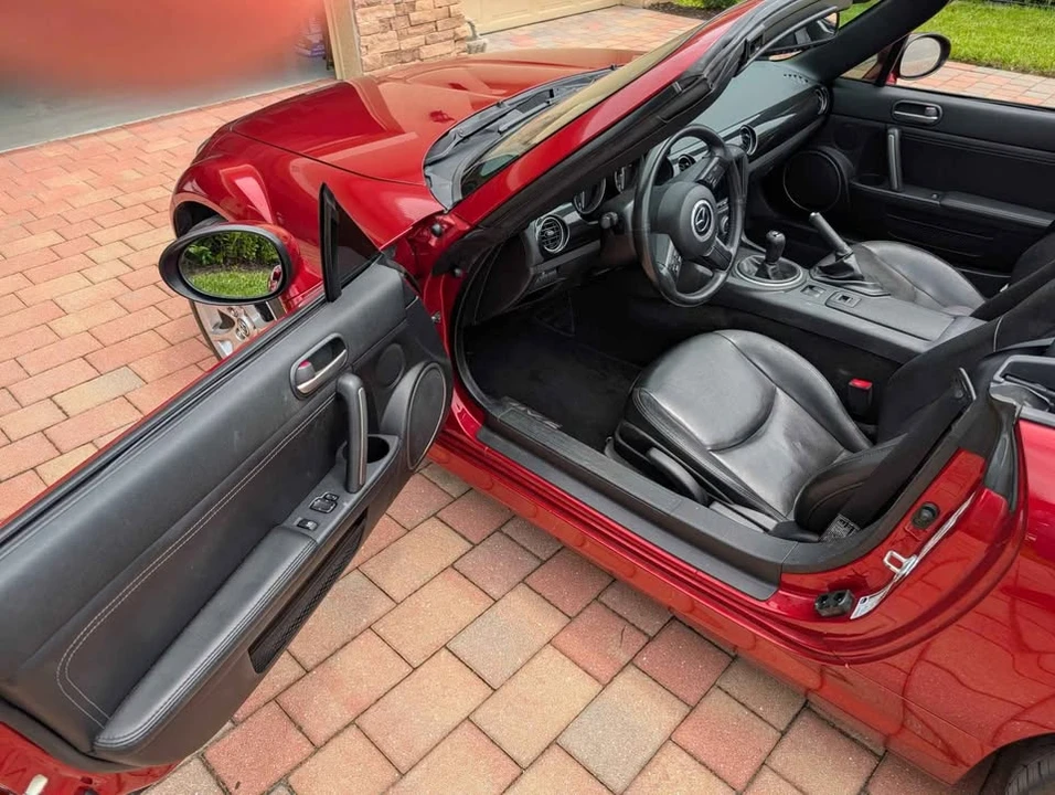 2015 Mazda NC MX-5 Miata - Image 6 of 11