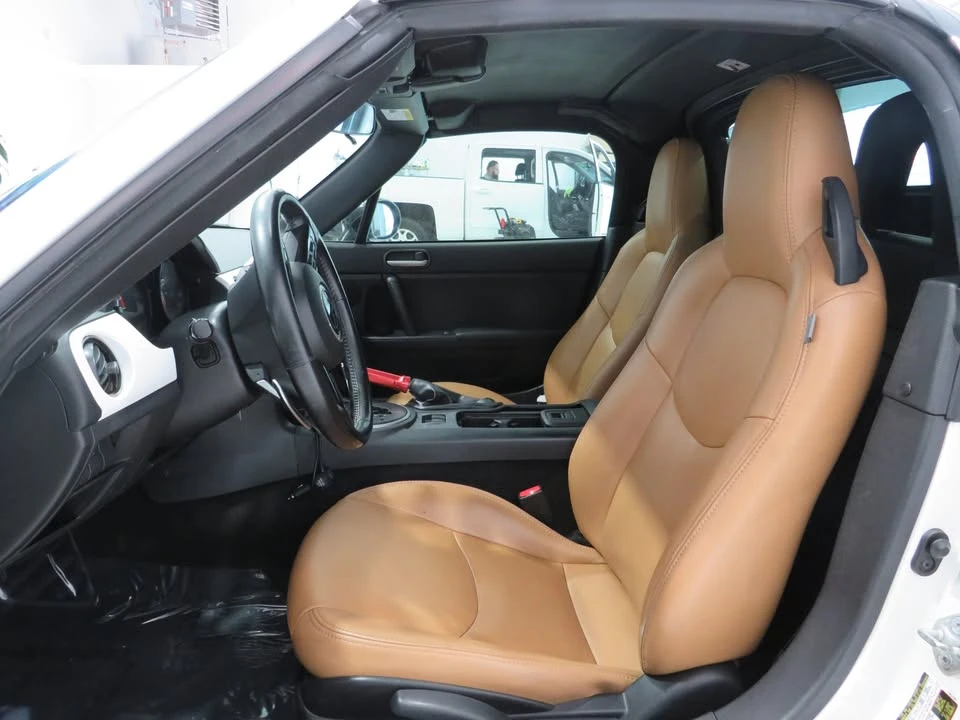 2015 Mazda NC MX-5 Miata - Image 10 of 13