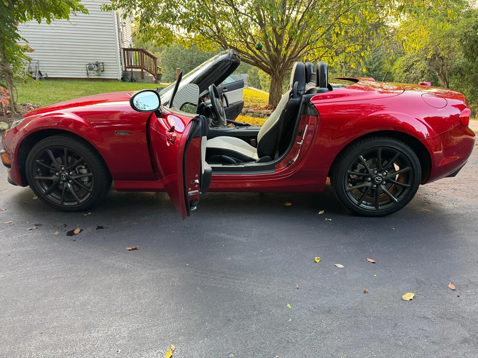 2015 Mazda NC MX-5 Miata - Image 12 of 31