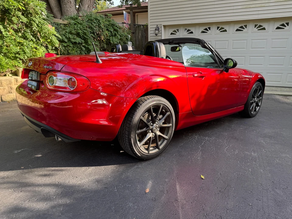 2015 Mazda NC MX-5 Miata - Image 9 of 31