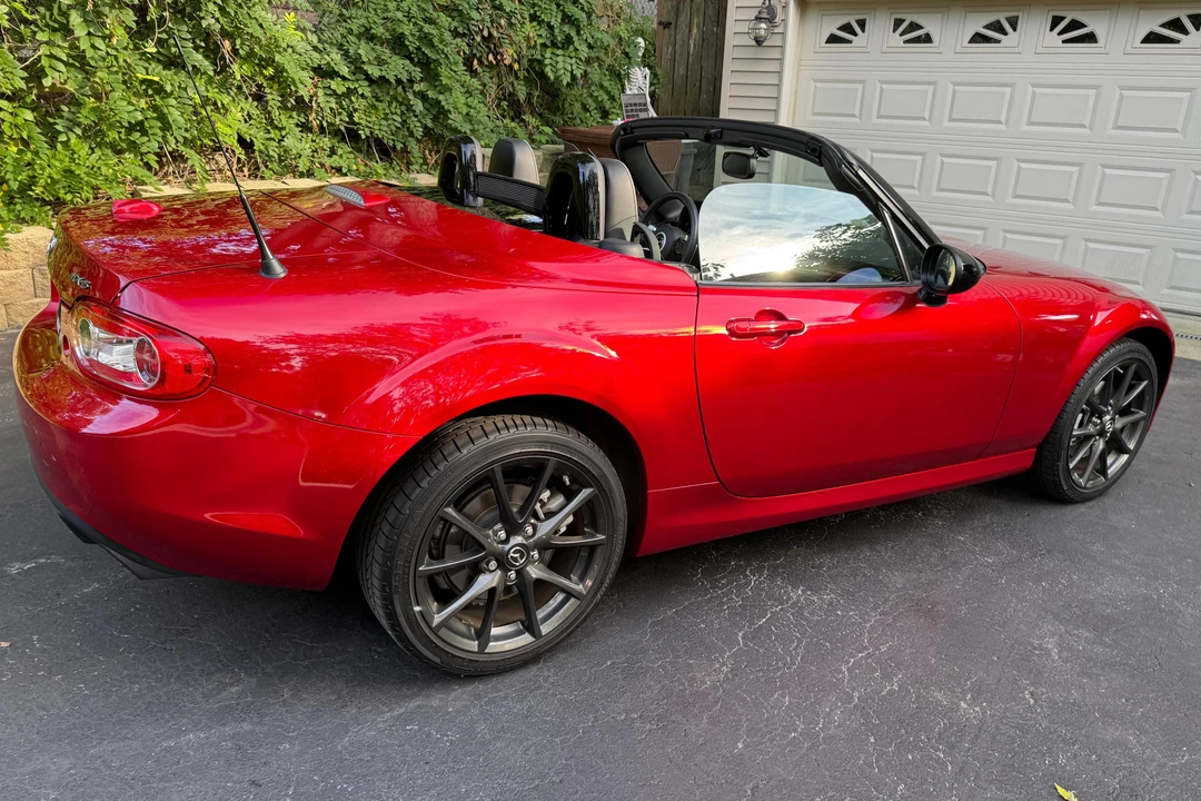 2015 Mazda NC MX-5 Miata - Image 4 of 31