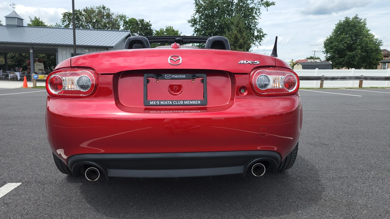 2015 Mazda NC MX-5 Miata - Image 13 of 31