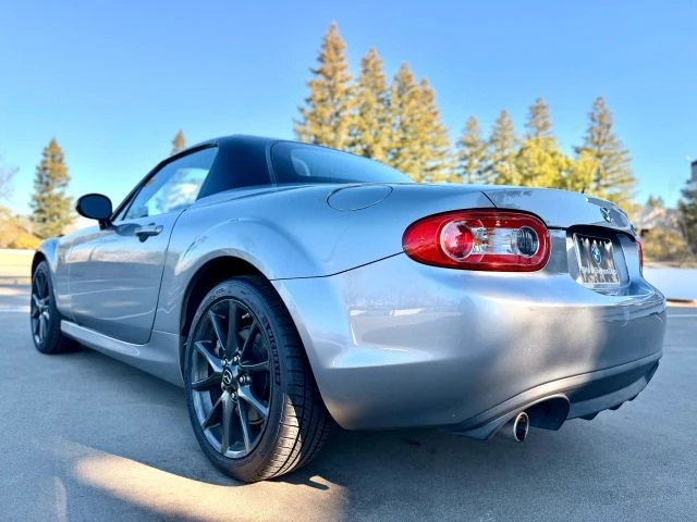 2015 Mazda NC MX-5 Miata - Image 10 of 21