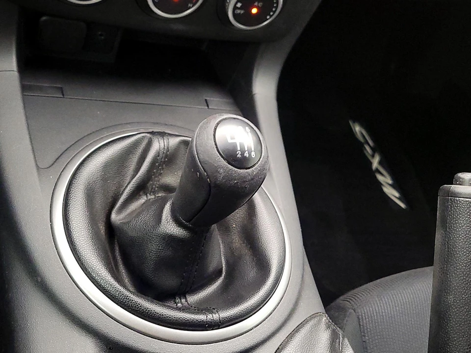 2015 Mazda NC MX-5 Miata - Image 17 of 24