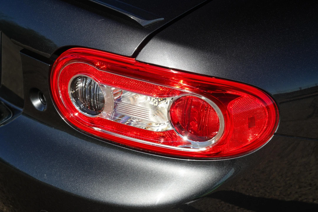 2015 Mazda NC MX-5 Miata - Image 29 of 31