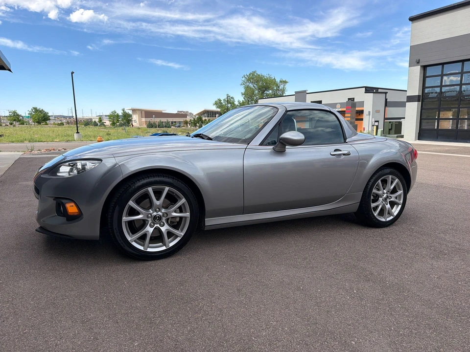 2015 Mazda NC MX-5 Miata - Image 2 of 31