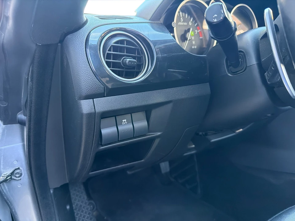 2015 Mazda NC MX-5 Miata - Image 27 of 31