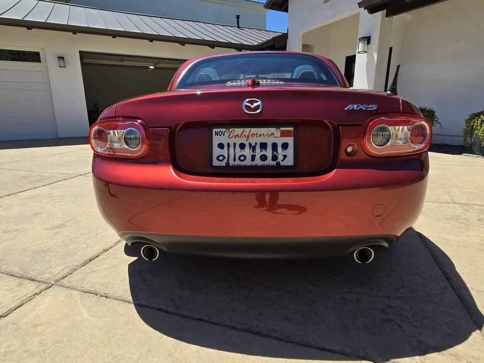 2015 Mazda NC MX-5 Miata - Image 15 of 18