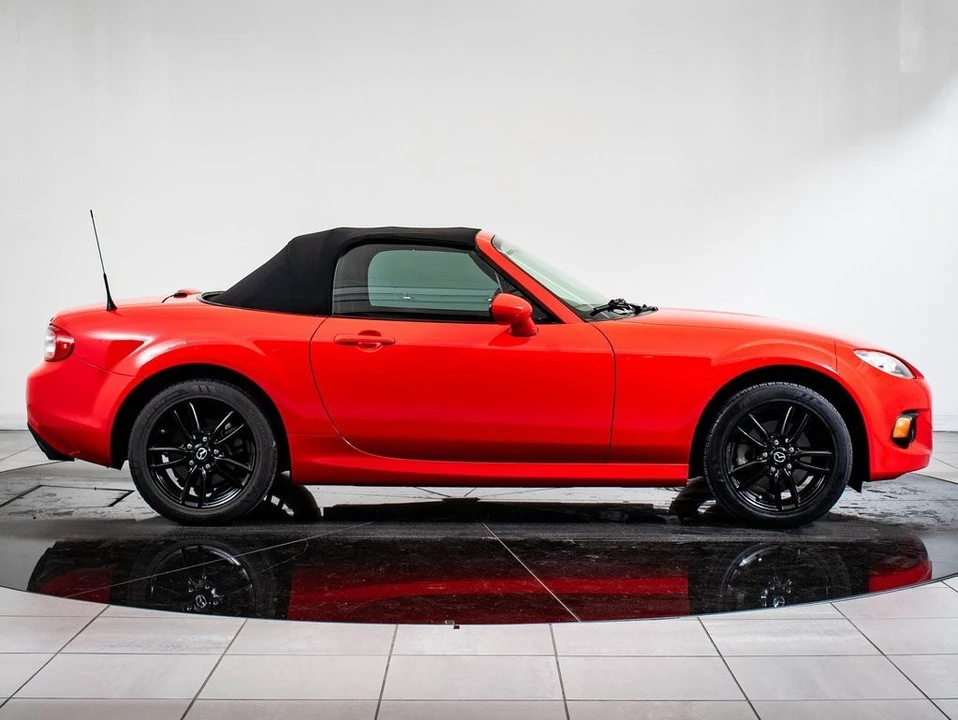 2015 Mazda NC MX-5 Miata - Image 7 of 21