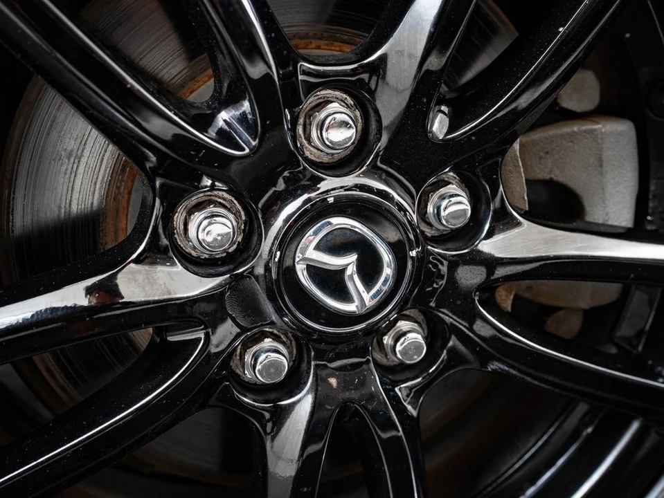 2015 Mazda NC MX-5 Miata - Image 9 of 21