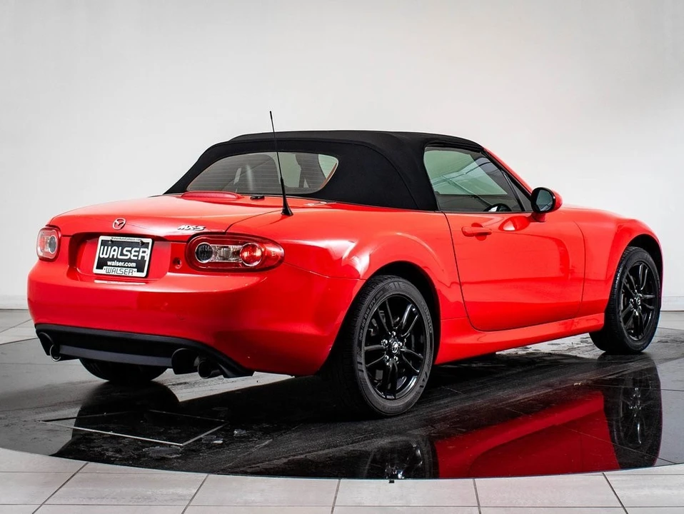 2015 Mazda NC MX-5 Miata - Image 8 of 21