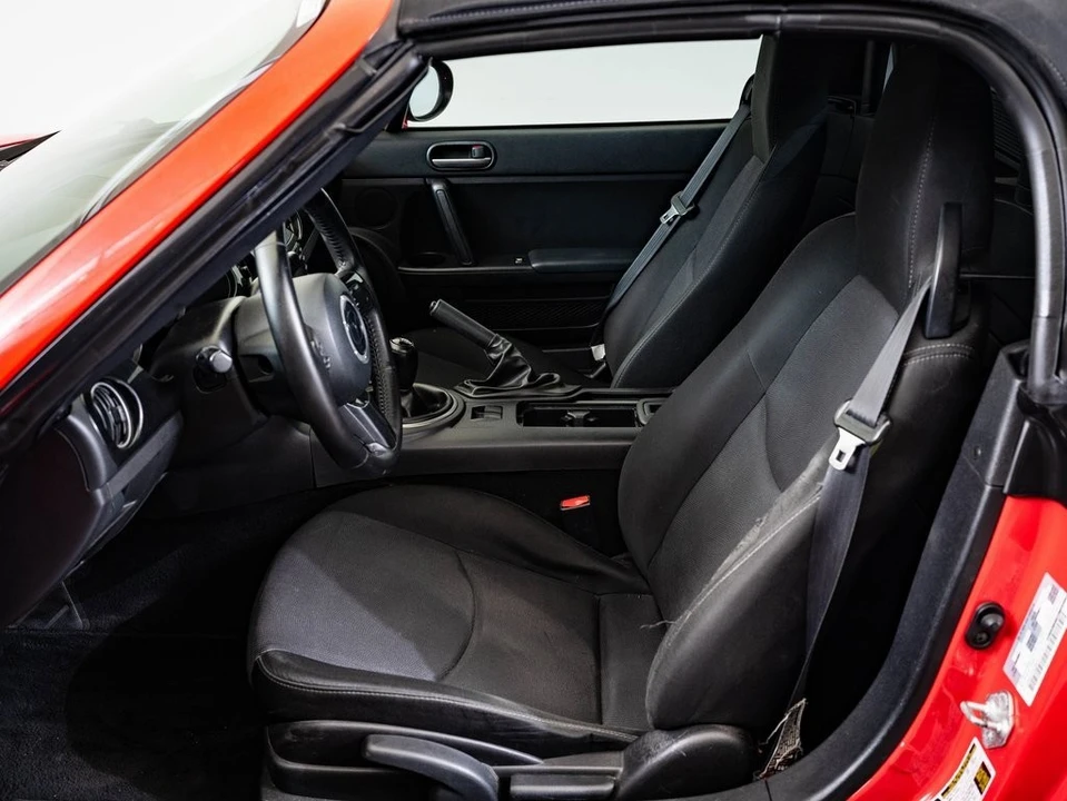 2015 Mazda NC MX-5 Miata - Image 19 of 21