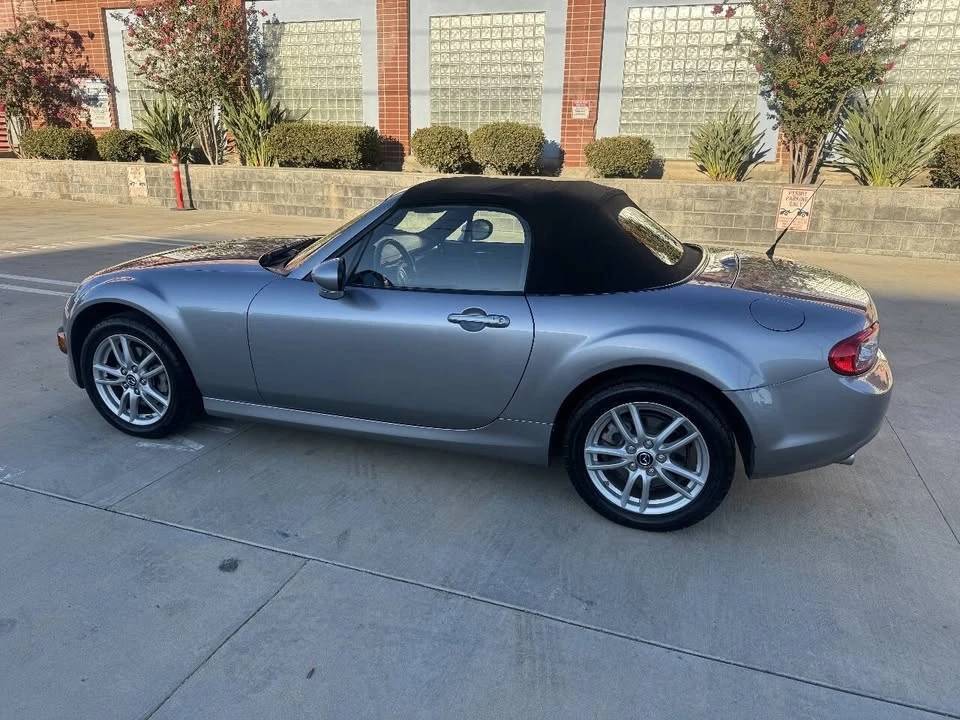 2015 Mazda NC MX-5 Miata - Image 3 of 16