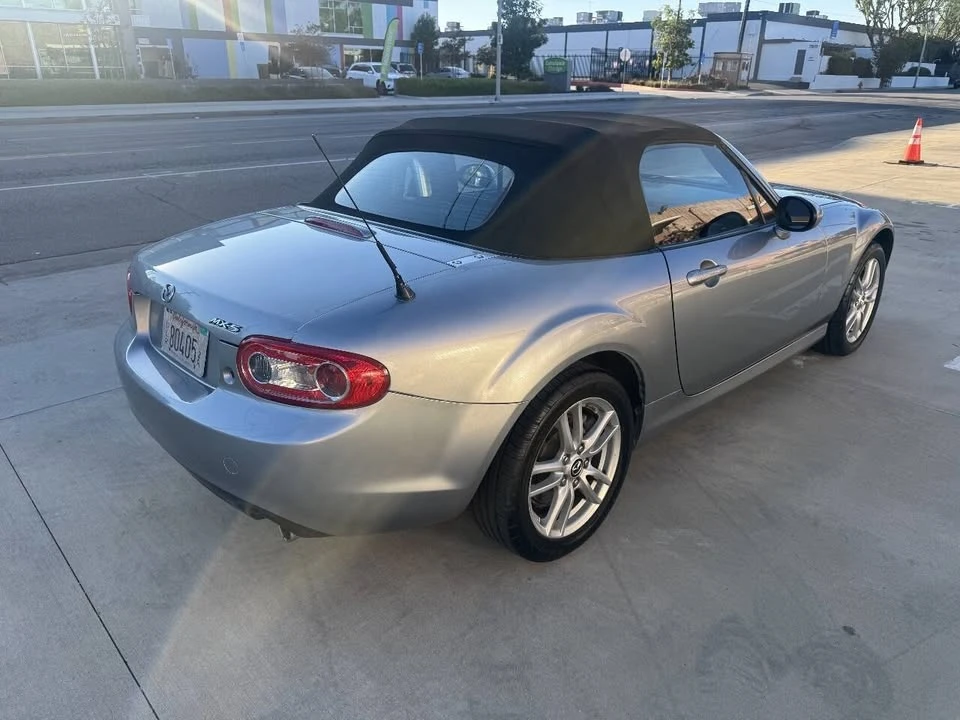 2015 Mazda NC MX-5 Miata - Image 4 of 16