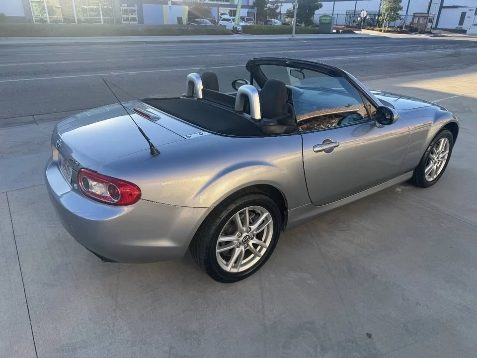 2015 Mazda NC MX-5 Miata - Image 8 of 16