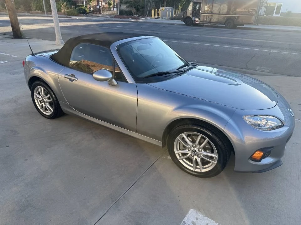 2015 Mazda NC MX-5 Miata - Image 5 of 16